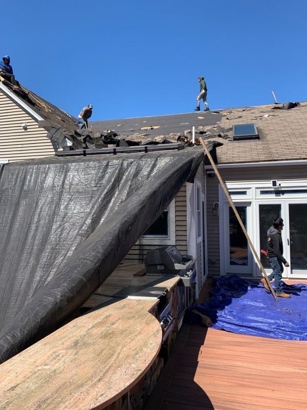 Roofing Service in Smithville, TN
